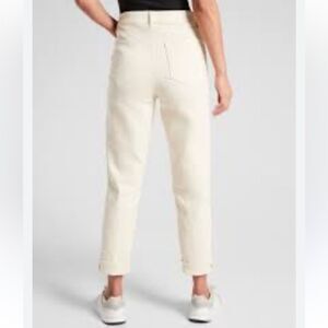 Athleta Flex straight leg ankle jeans in bone size 8